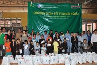 DPM tặng quà tết cho các hộ nghèo cả nước